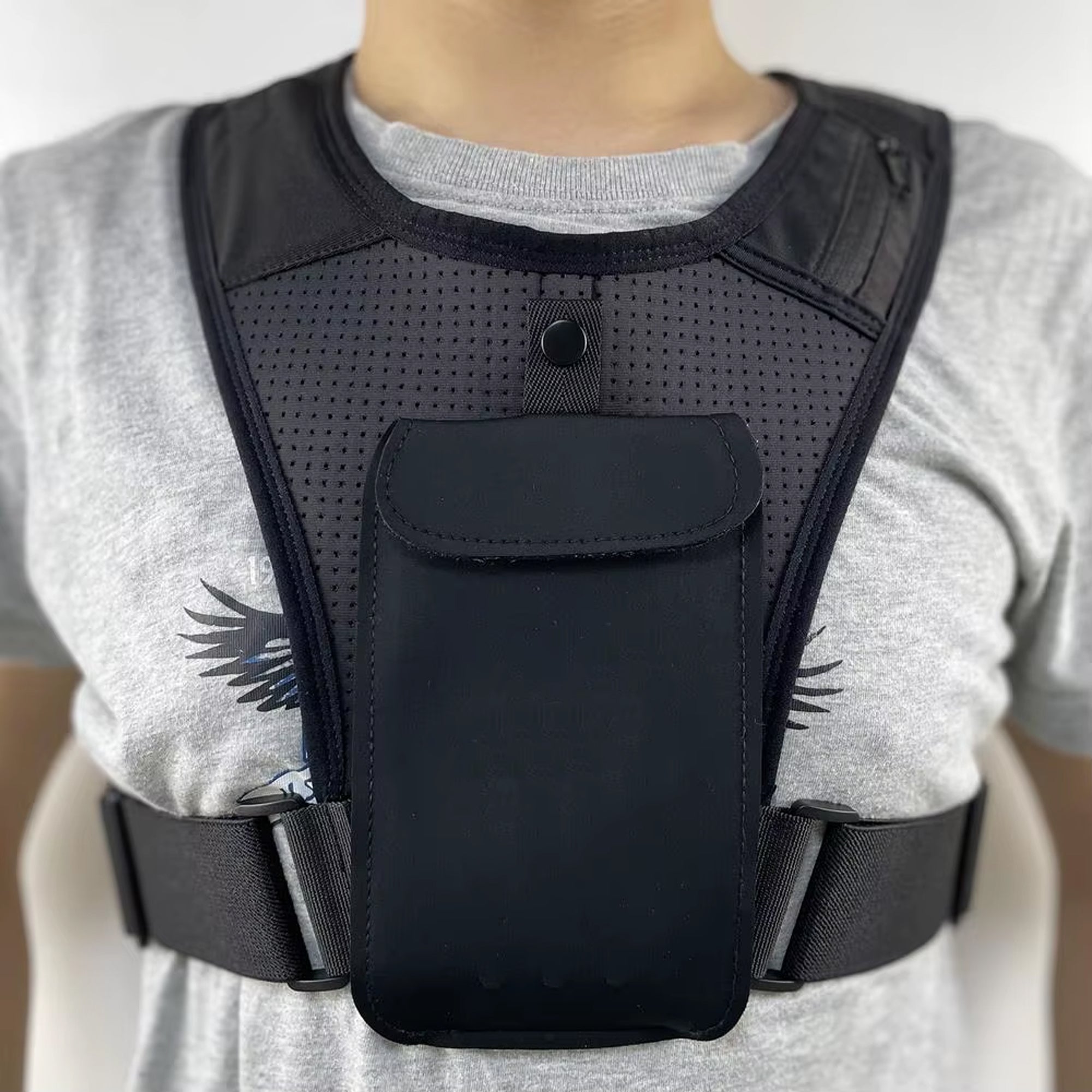 Lightweight Running Hydration Vest – Adjustable, Reflective, Breathable Fit with Phone Pocket – Perfect for Runners, Hikers & Cyclists