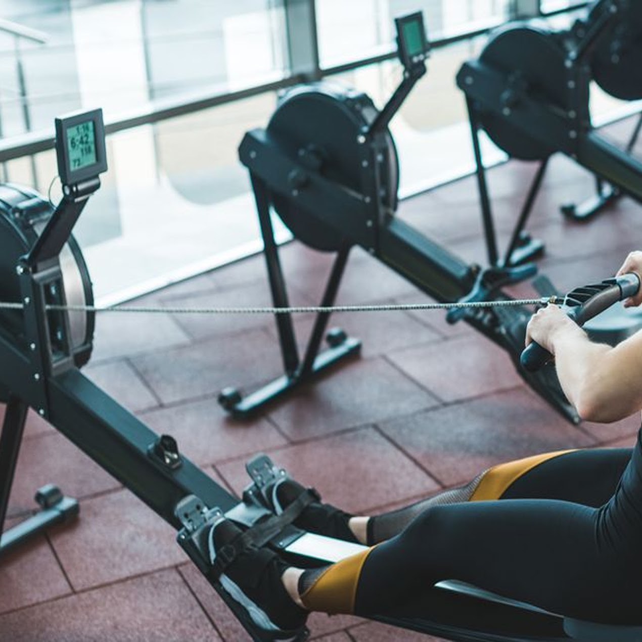 Foldable Air Resistance Rowing Machine – 10-Level Silent Rower with Aluminum Frame, Smart Display & Ergonomic Seat for Full-Body Home Workouts